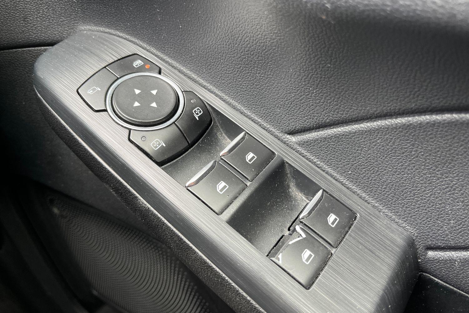 Ford KUGA Photo 15
