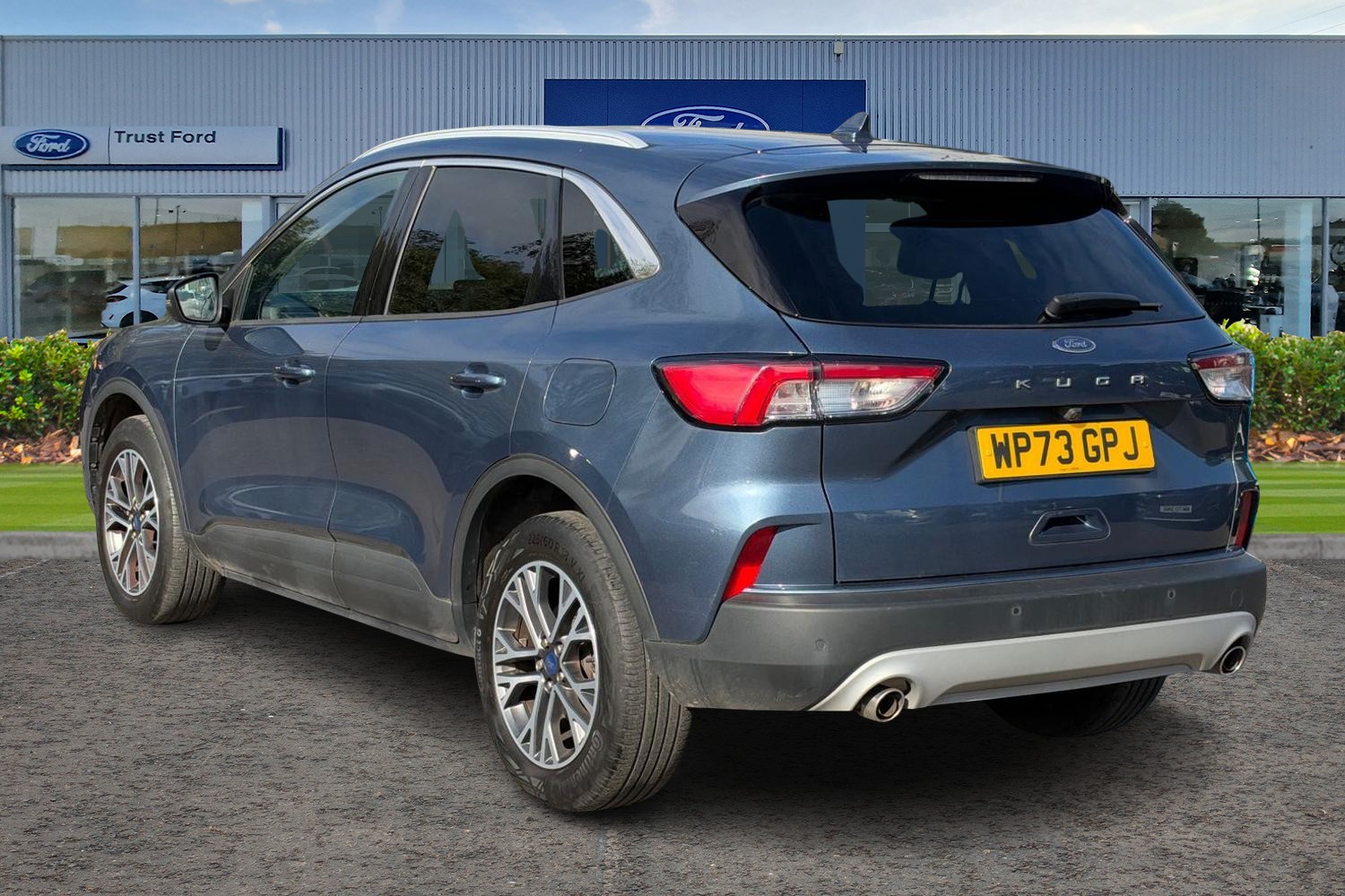 Ford KUGA Photo 1
