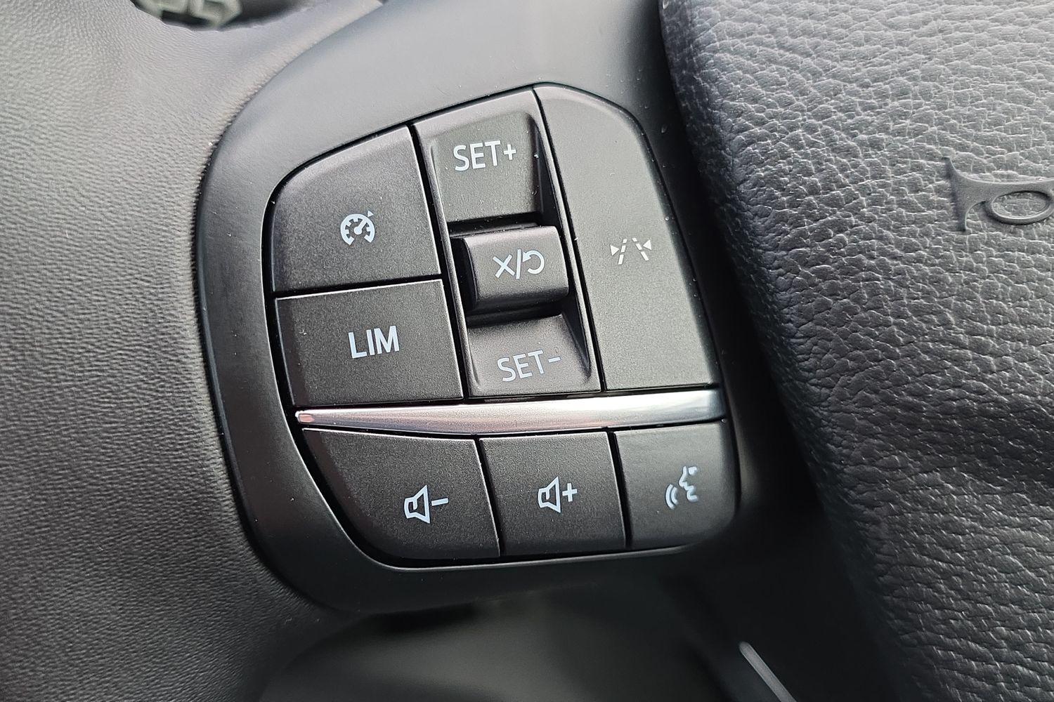 Ford E-TRANSIT Photo 31