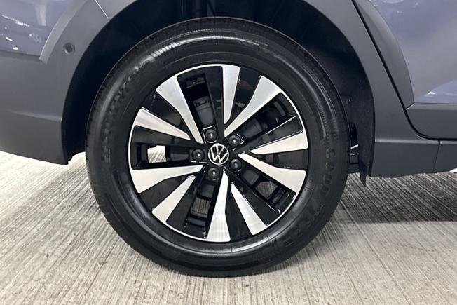 VOLKSWAGEN Taigo Photo 5