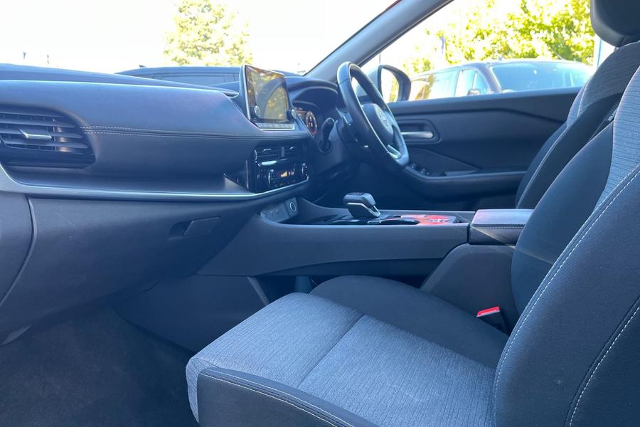 Nissan X-TRAIL Photo autoimg-d5f93acbe30b916e155f4c24df817b8b41f70961.jpg