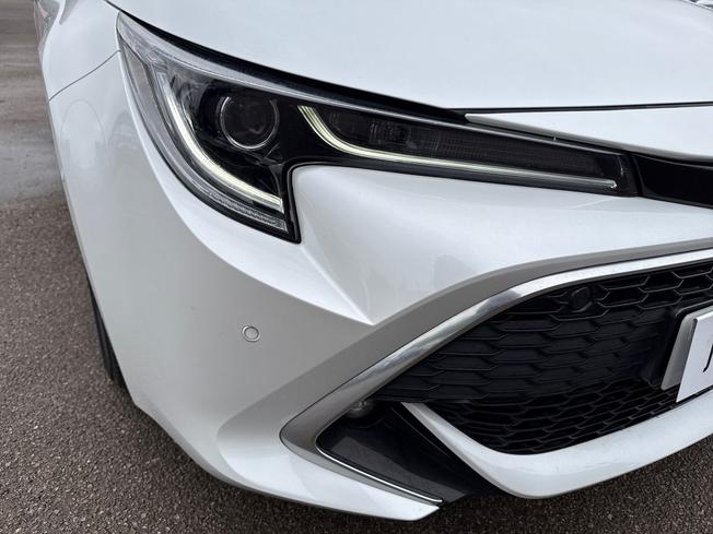 TOYOTA Corolla Photo 30