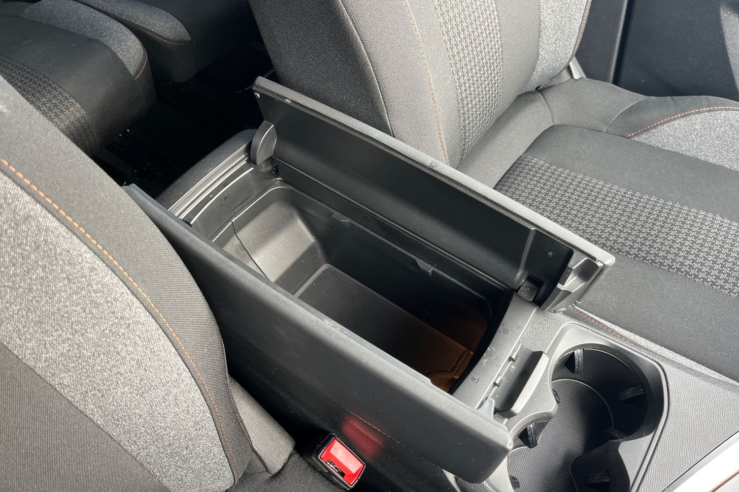 Peugeot 5008 Photo 34