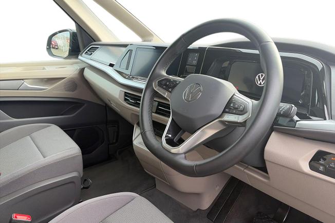 VOLKSWAGEN Multivan Photo 10