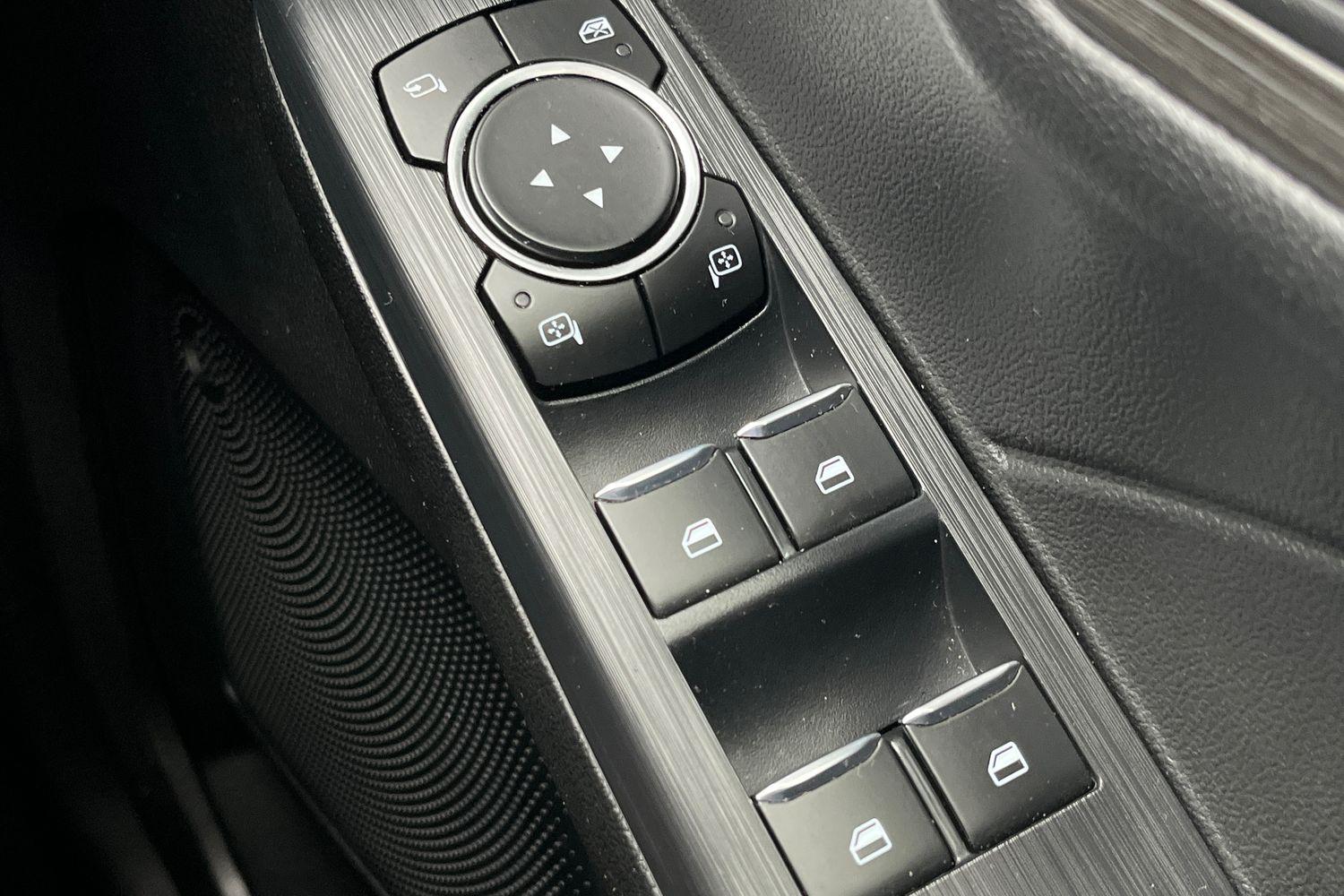 Ford KUGA Photo 15
