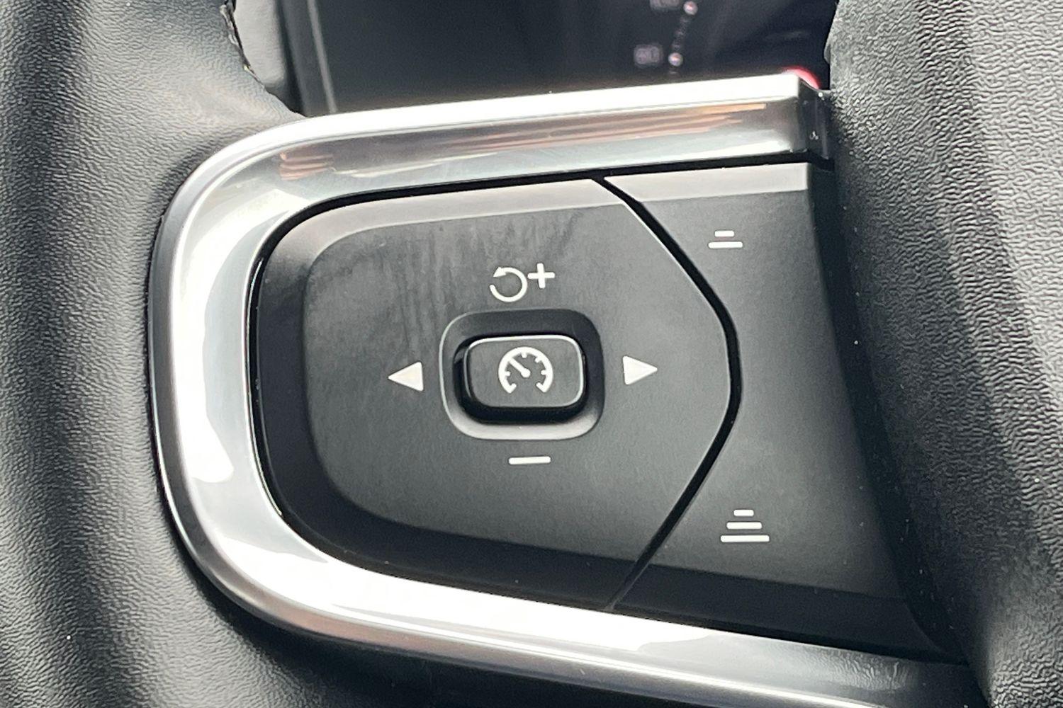 Volvo XC40 Photo 22