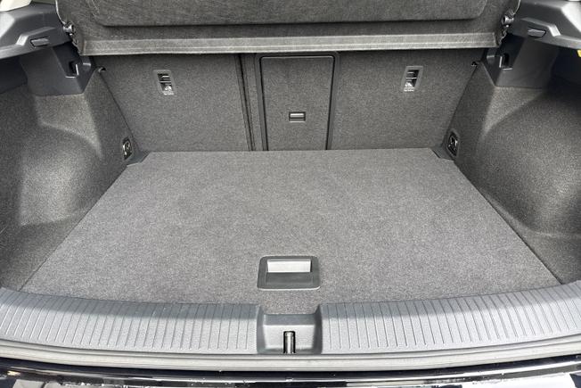 VOLKSWAGEN T-Roc Photo 12
