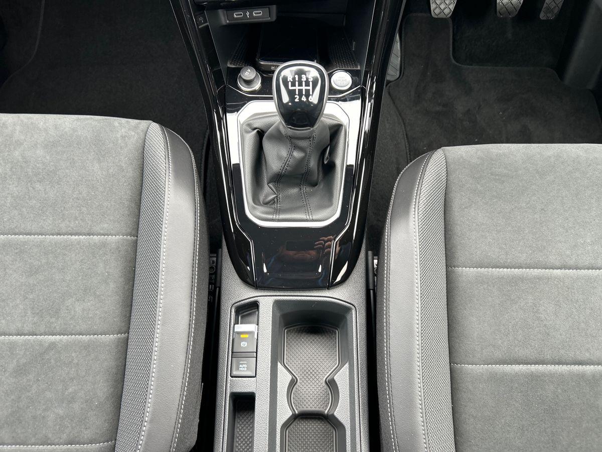 Volkswagen T-Roc Photo autoimg-d604de5d2eb8f5dc54d39455ed6e57e04195c8ea.jpg