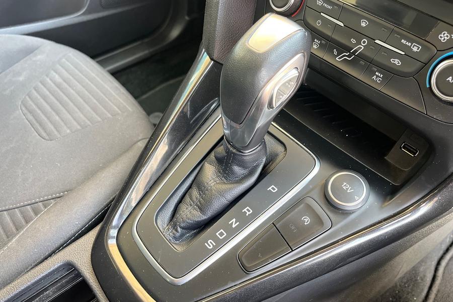 Ford FOCUS Photo autoimg-d60595b2d3d2e6d17db766b72fb4ffc20bbbef38.jpg