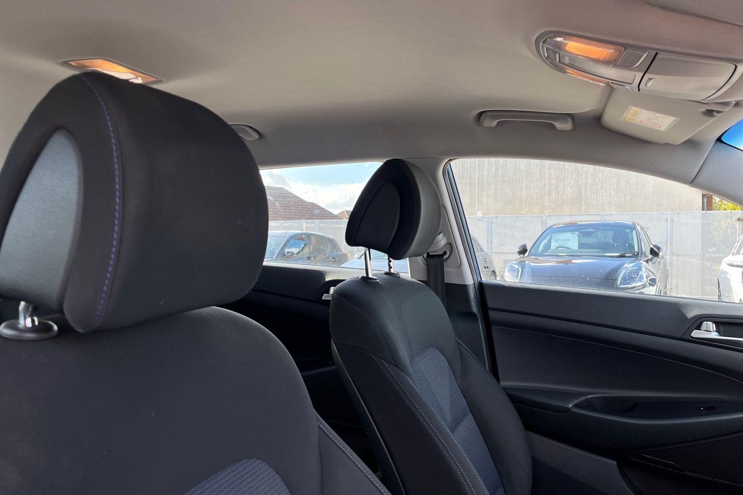 Hyundai TUCSON Photo 16