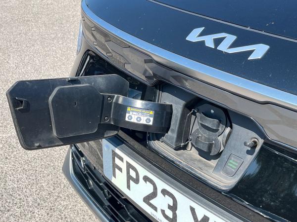 Kia Niro Photo autoimg-d61893731121457b614546ab3113db776e8fd780.jpg