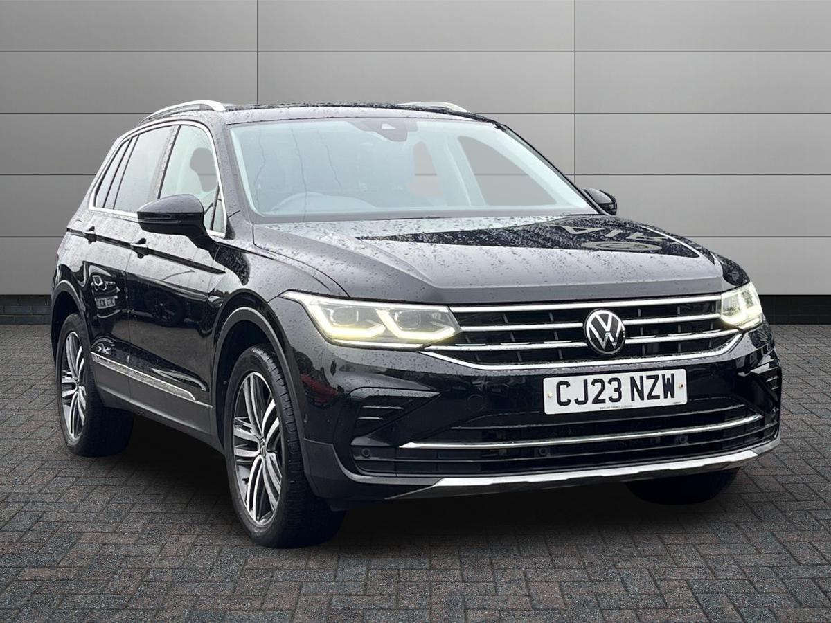 Volkswagen Tiguan Photo 0