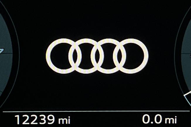 AUDI Q3 Photo 15