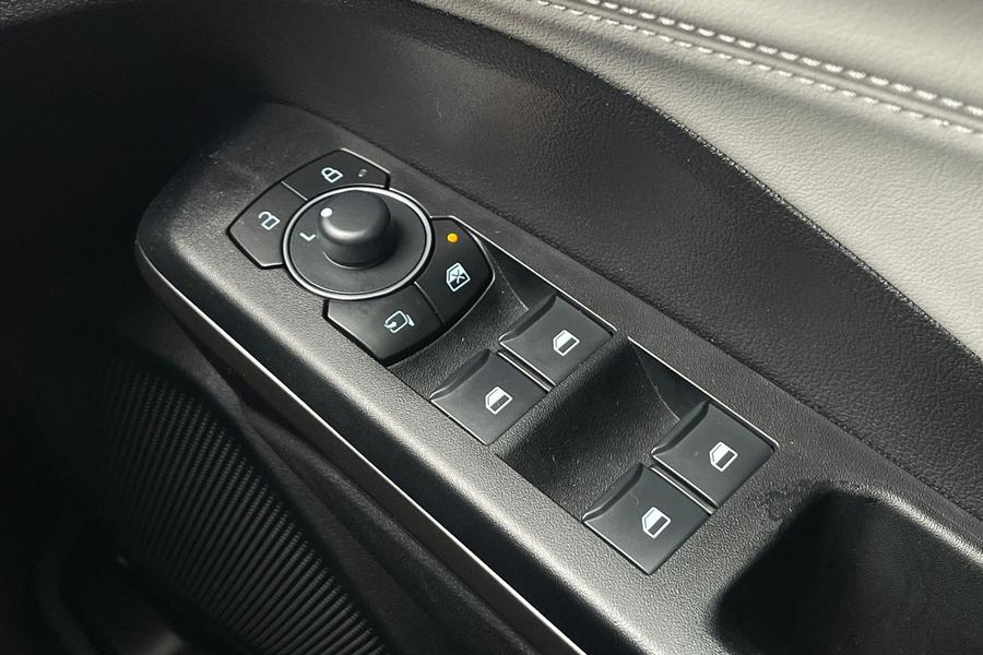 Ford Puma Gen-E Photo autoimg-d61e3023ce5be12d37041f71dbec3f66d3836da4.jpg