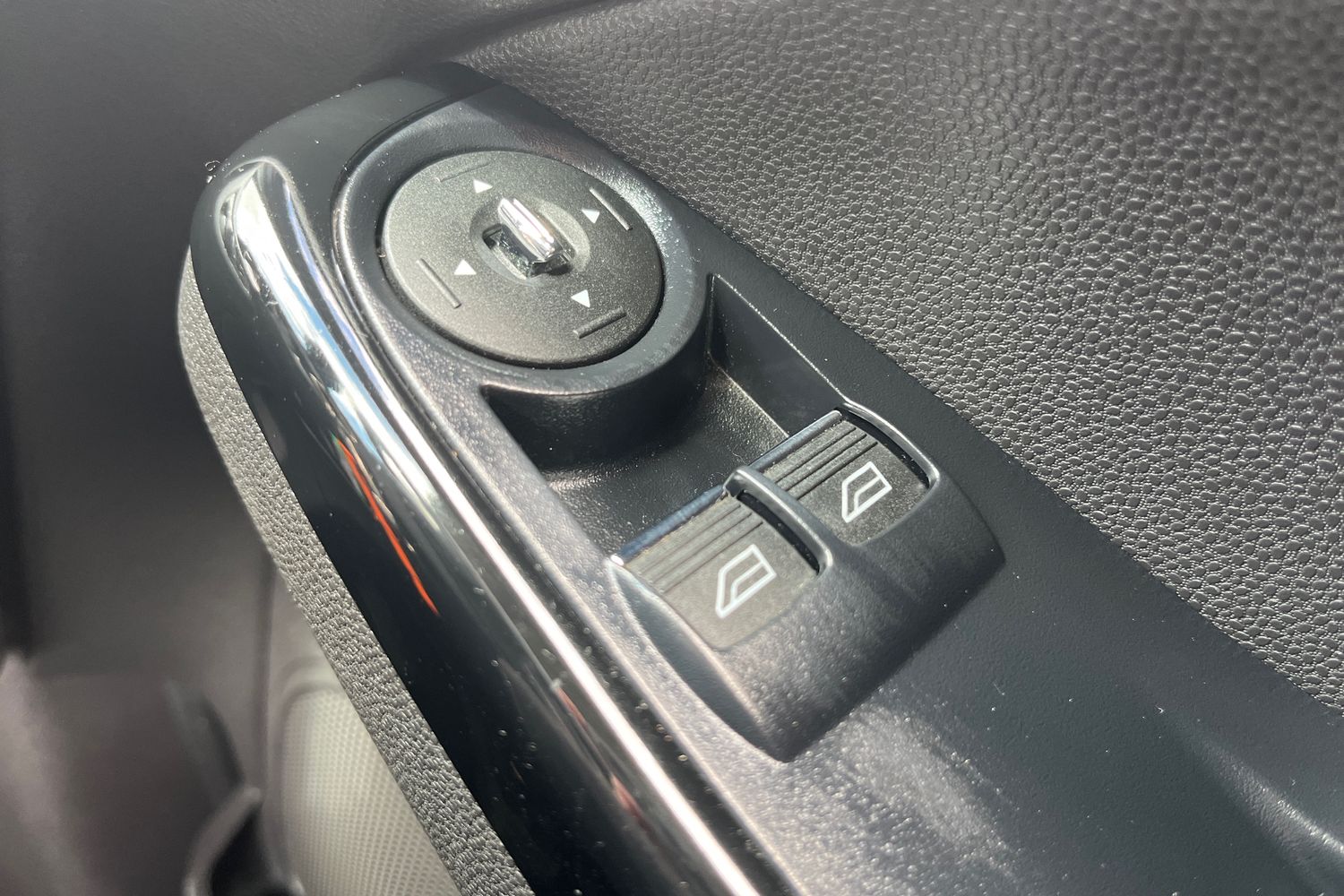 Ford Fiesta Photo 15