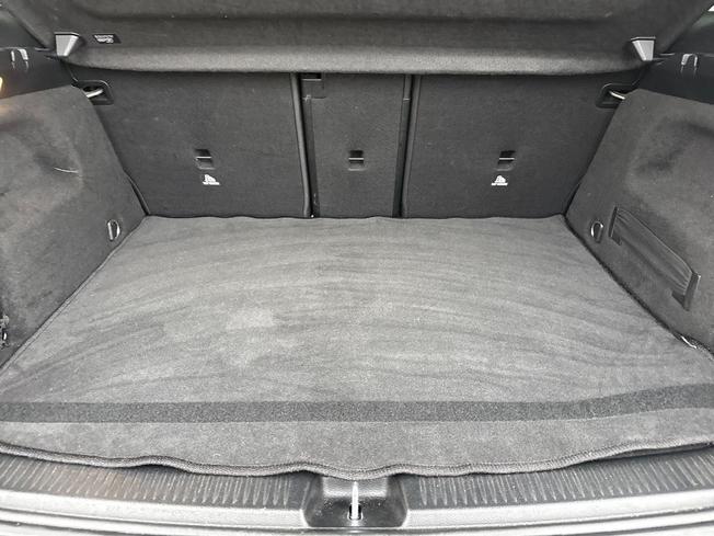 MERCEDES-BENZ B Class Photo 12