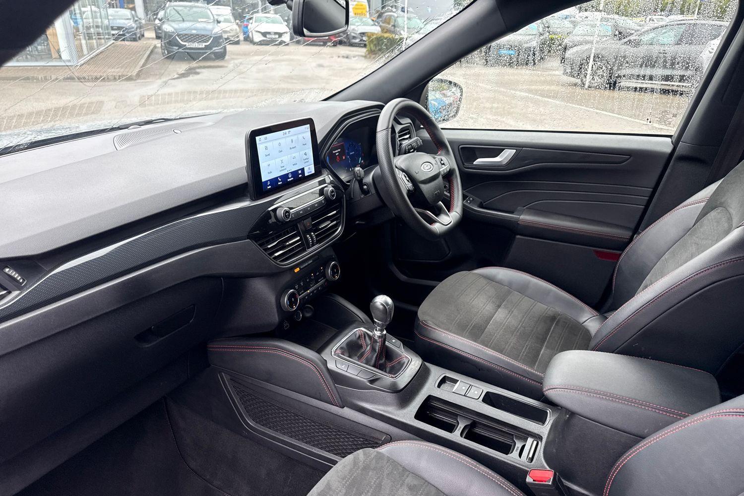 Ford KUGA Photo 17