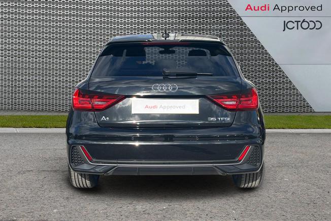 AUDI A1 Photo 7
