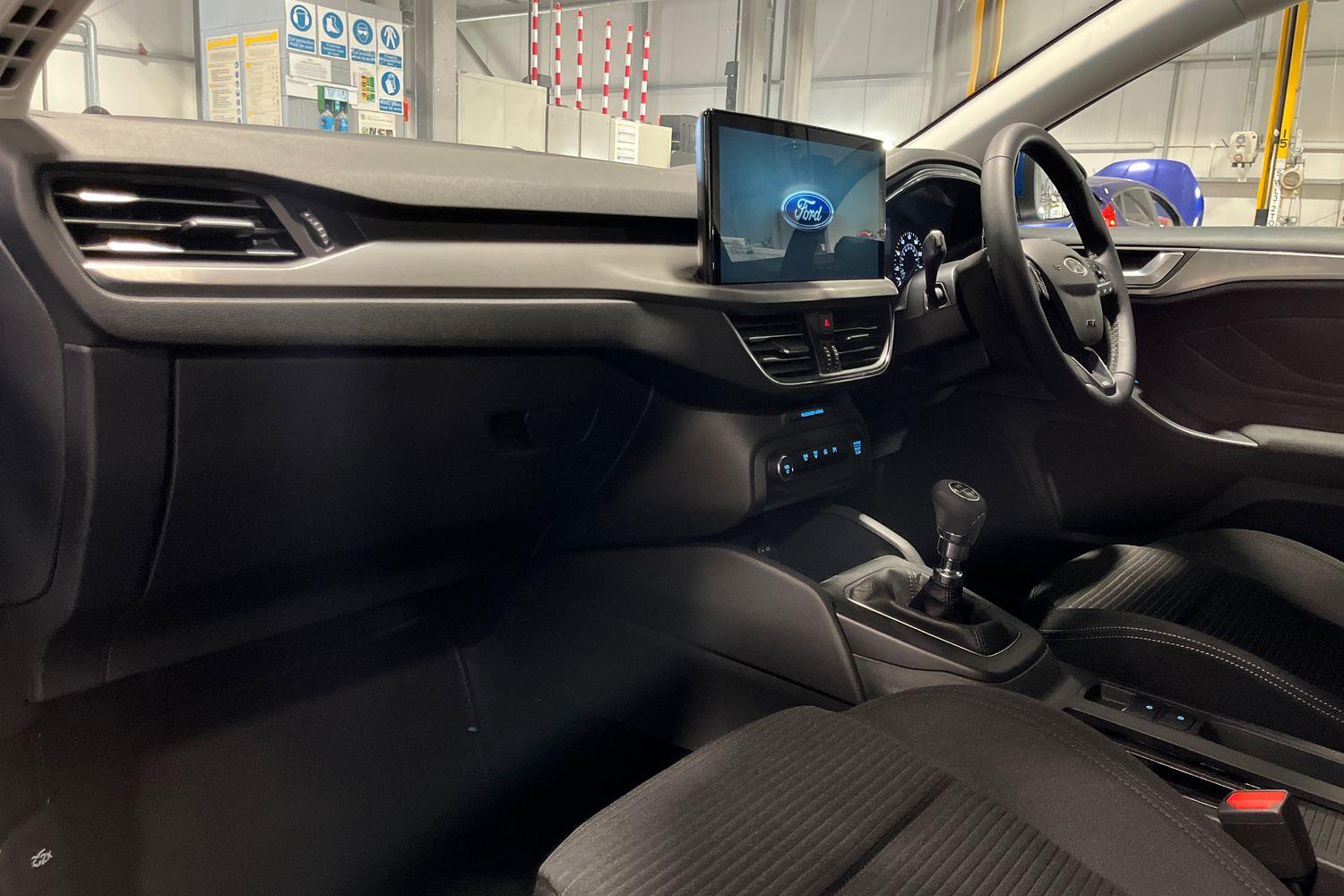 Ford Focus Photo 17