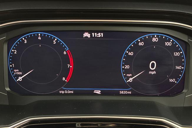 VOLKSWAGEN Polo Photo 15