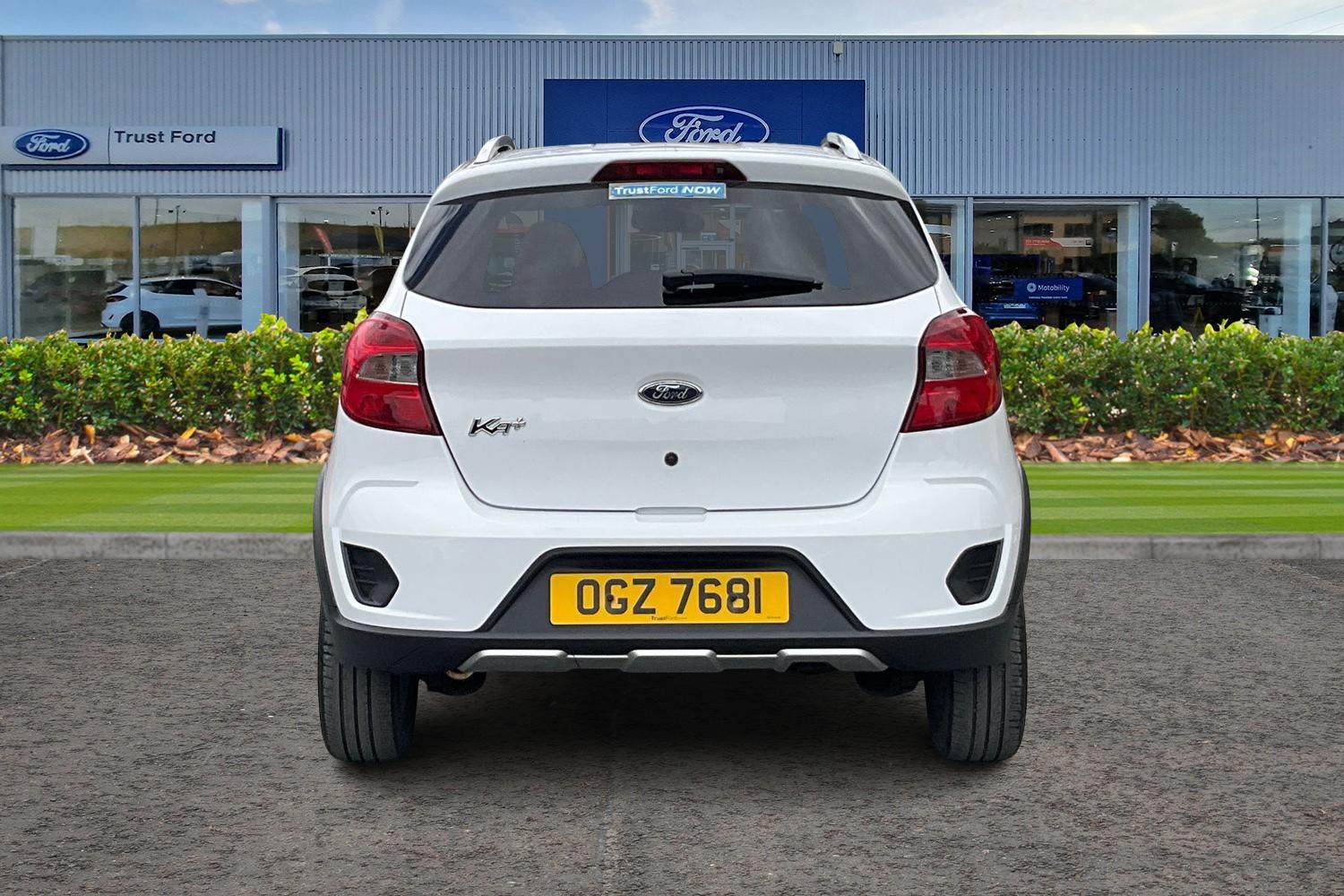 Ford KA+ Photo 6