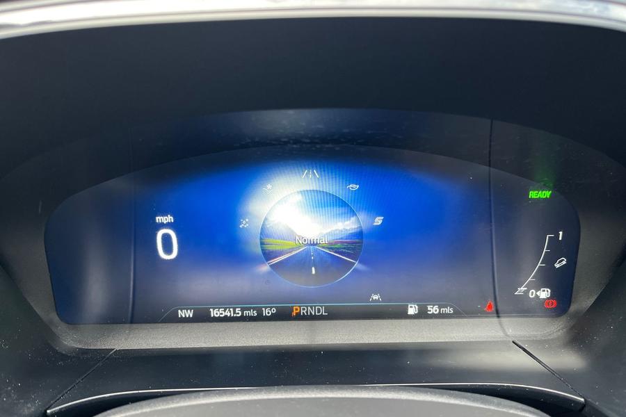 Ford KUGA Photo autoimg-d6320ddc85a62377edd67db4c36b18458d935a14.jpg