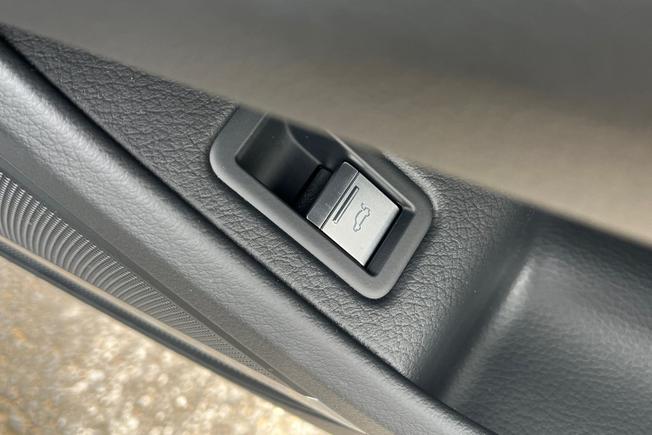 AUDI A8 Photo 54