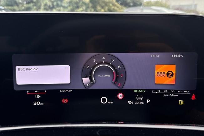AUDI Q3 Photo 15