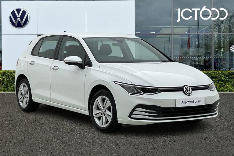 Used 2021 VOLKSWAGEN Golf 1.5 TSI Life Hatchback 5dr Petrol Manual Euro 6 (s/s) (150 ps) White at JCT600