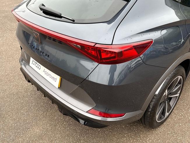 CUPRA Formentor Photo 22