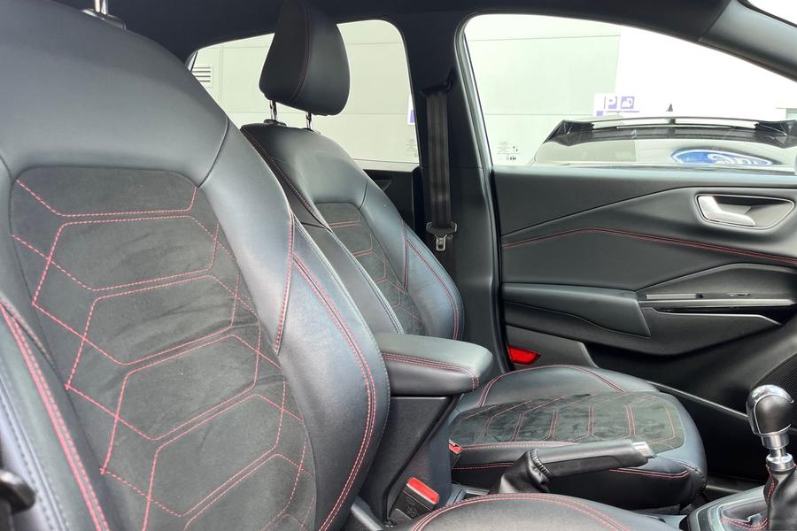 Ford PUMA Photo autoimg-d63eef69be0bbe53181015a1c28279746286c248.jpg