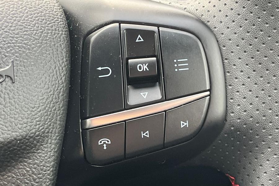 Ford KUGA Photo autoimg-d6412628cd185daa1534b1729d6fd67ea4d354eb.jpg