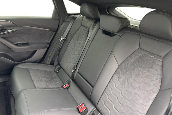 AUDI A6 E-Tron Sportback Photo 9