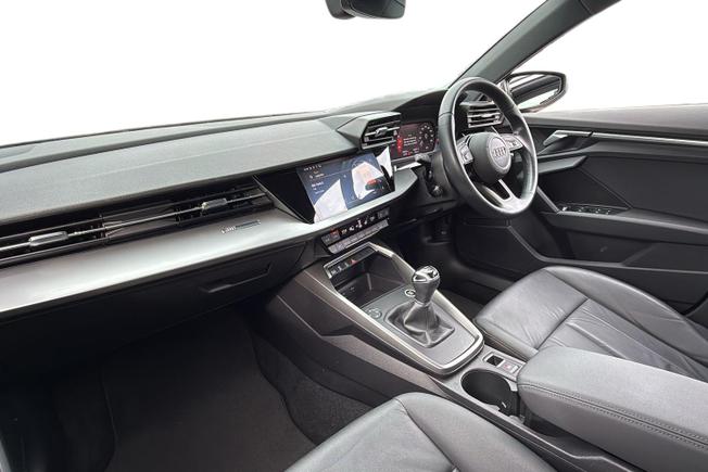 AUDI A3 Photo 2