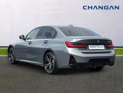 BMW 3 Series Photo 3