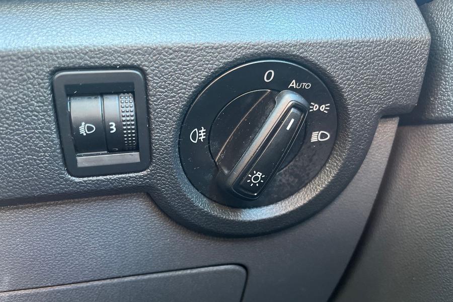 Volkswagen T-CROSS Photo autoimg-d64b494d374c2d332cd79597f8ac3bfedbbf246b.jpg