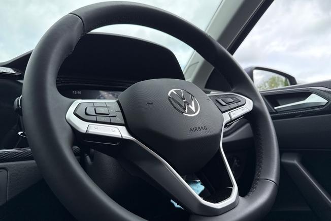 VOLKSWAGEN Polo Photo 26