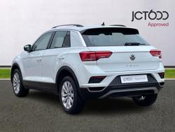 VOLKSWAGEN T-Roc Photo 3