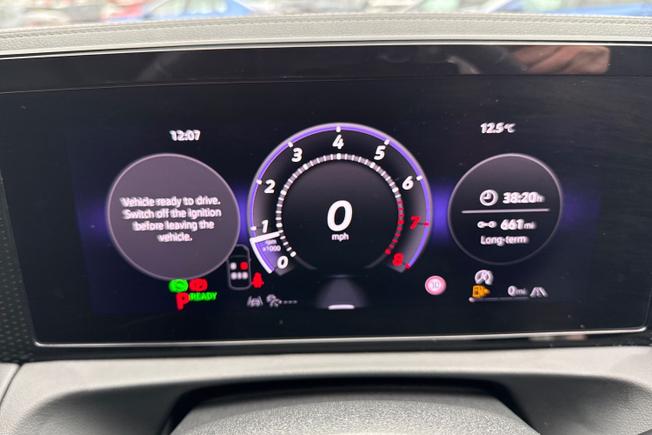 VOLKSWAGEN Tiguan Photo 15