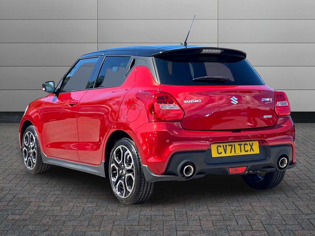 Suzuki Swift Photo 1