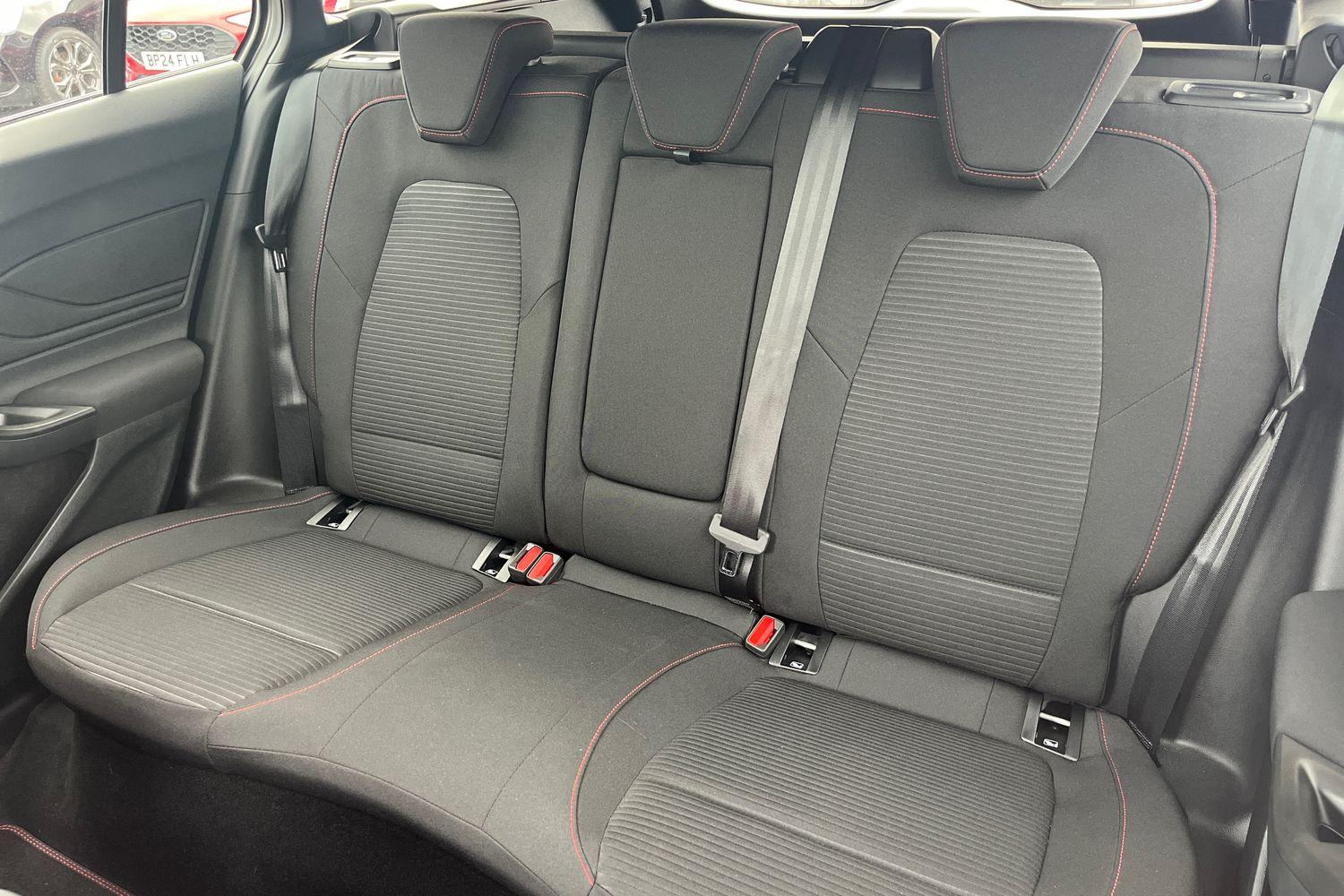 Ford FOCUS Photo 19