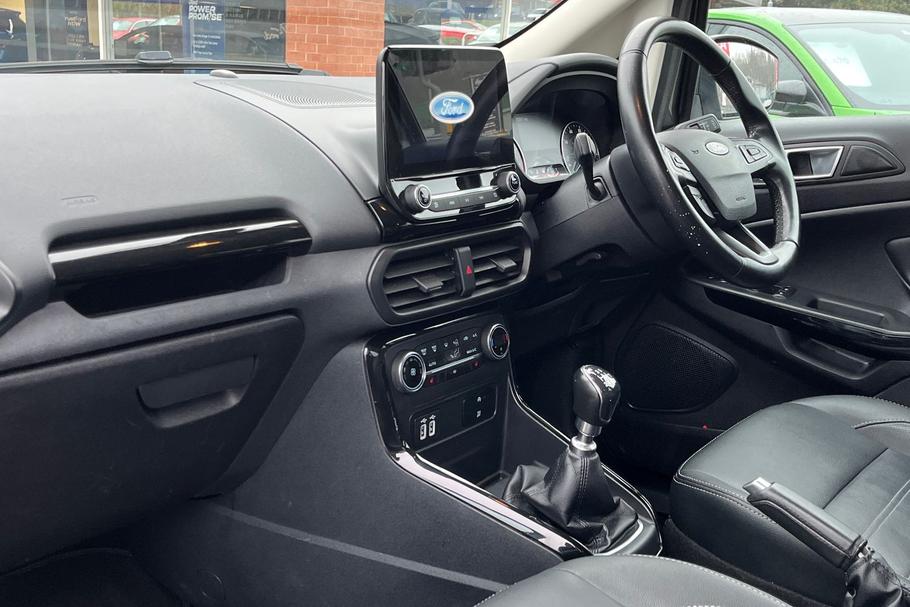 Used Ford ECOSPORT YD18PZY 18