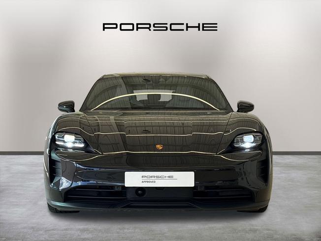 PORSCHE Taycan Photo 2