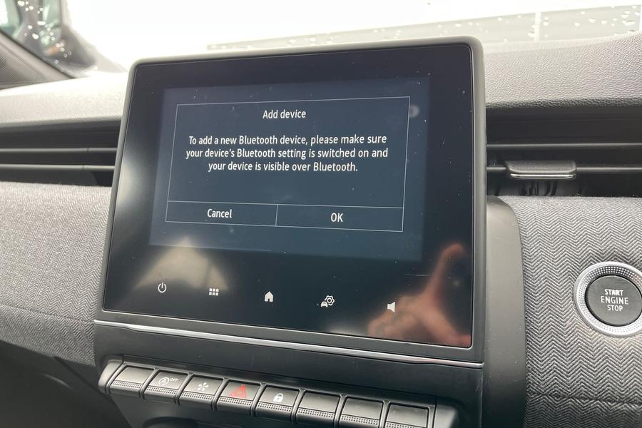 Renault Clio Photo autoimg-d66434eebbe1574acc86cd2970d3c1779d25f91f.jpg