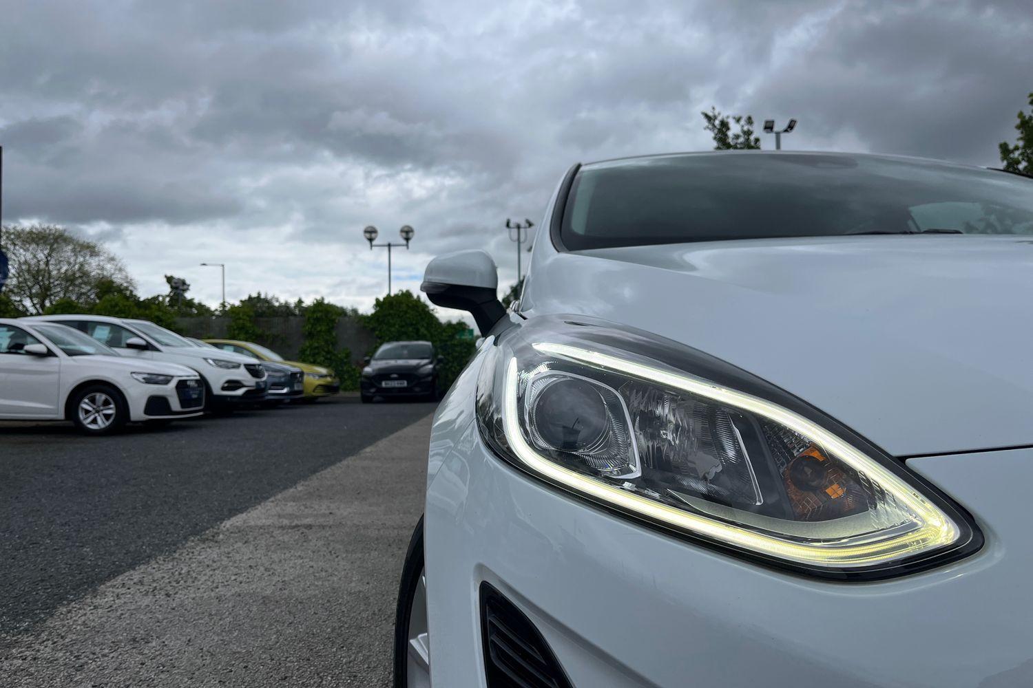 Ford Fiesta Photo 39