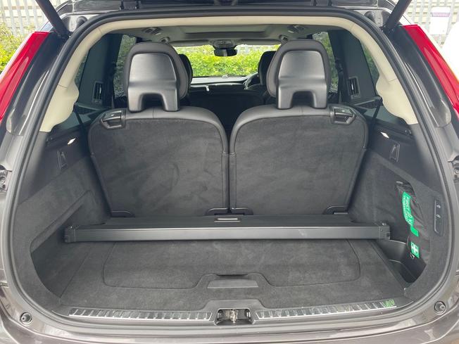 VOLVO XC90 Photo 42