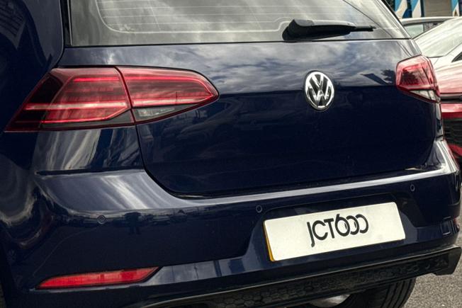 Volkswagen Golf Photo 46