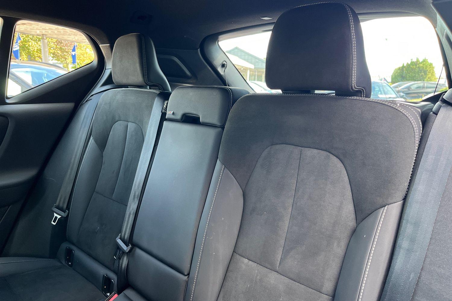 Volvo XC40 Photo 19