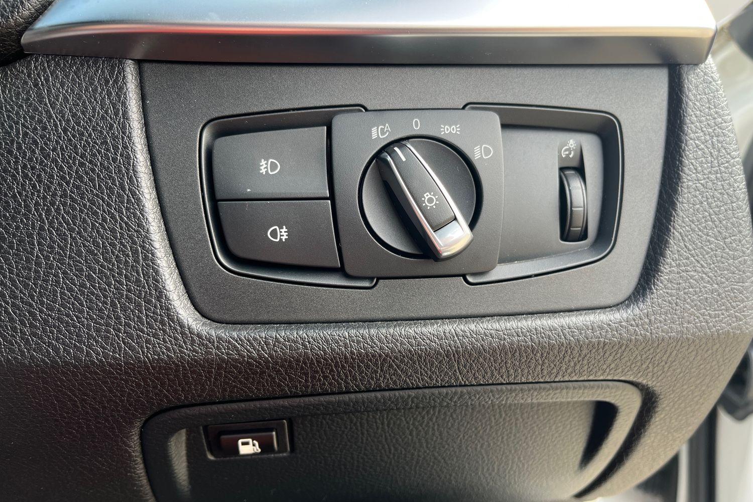BMW 3 Series Photo 28