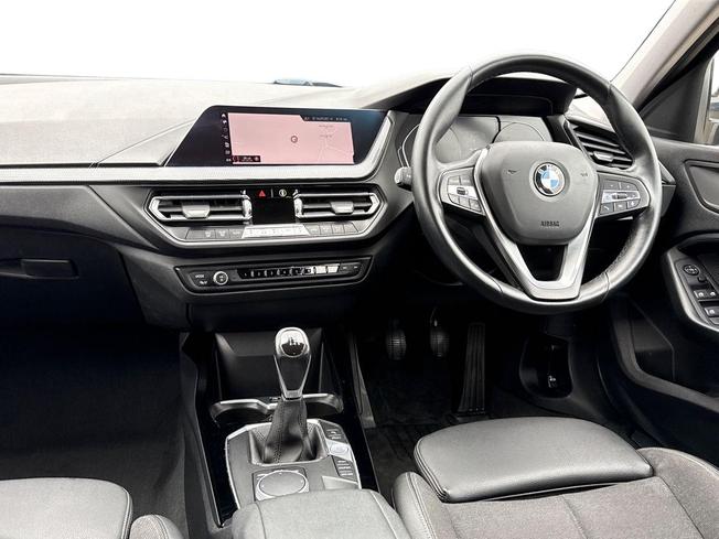BMW 1 Series Photo 11